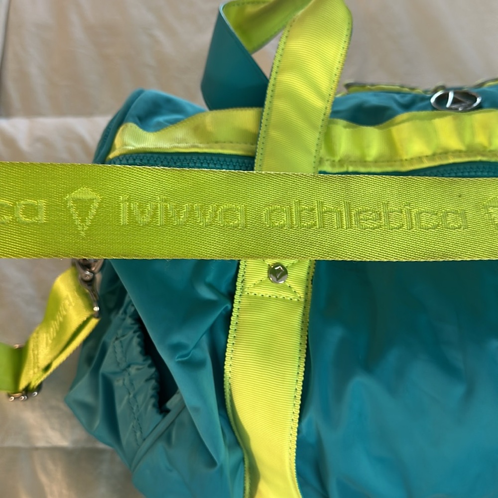 Ivivva by Lululemon Teal and Neon Yellow Travel/Tote  Bag - Picture 10 of 14
